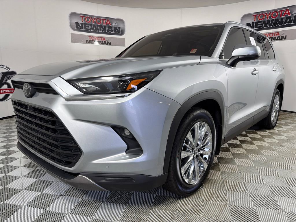 Used 2024 Toyota Grand Highlander Platinum image 8