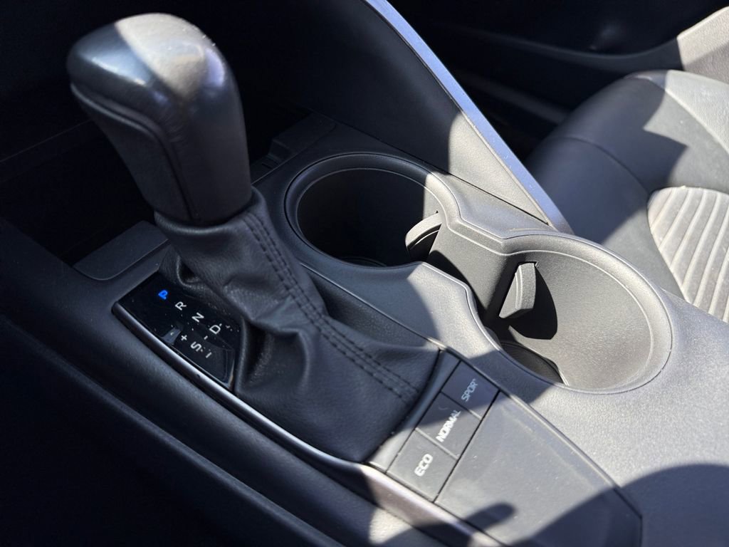 Certified 2024 Toyota Camry SE FWD image 31