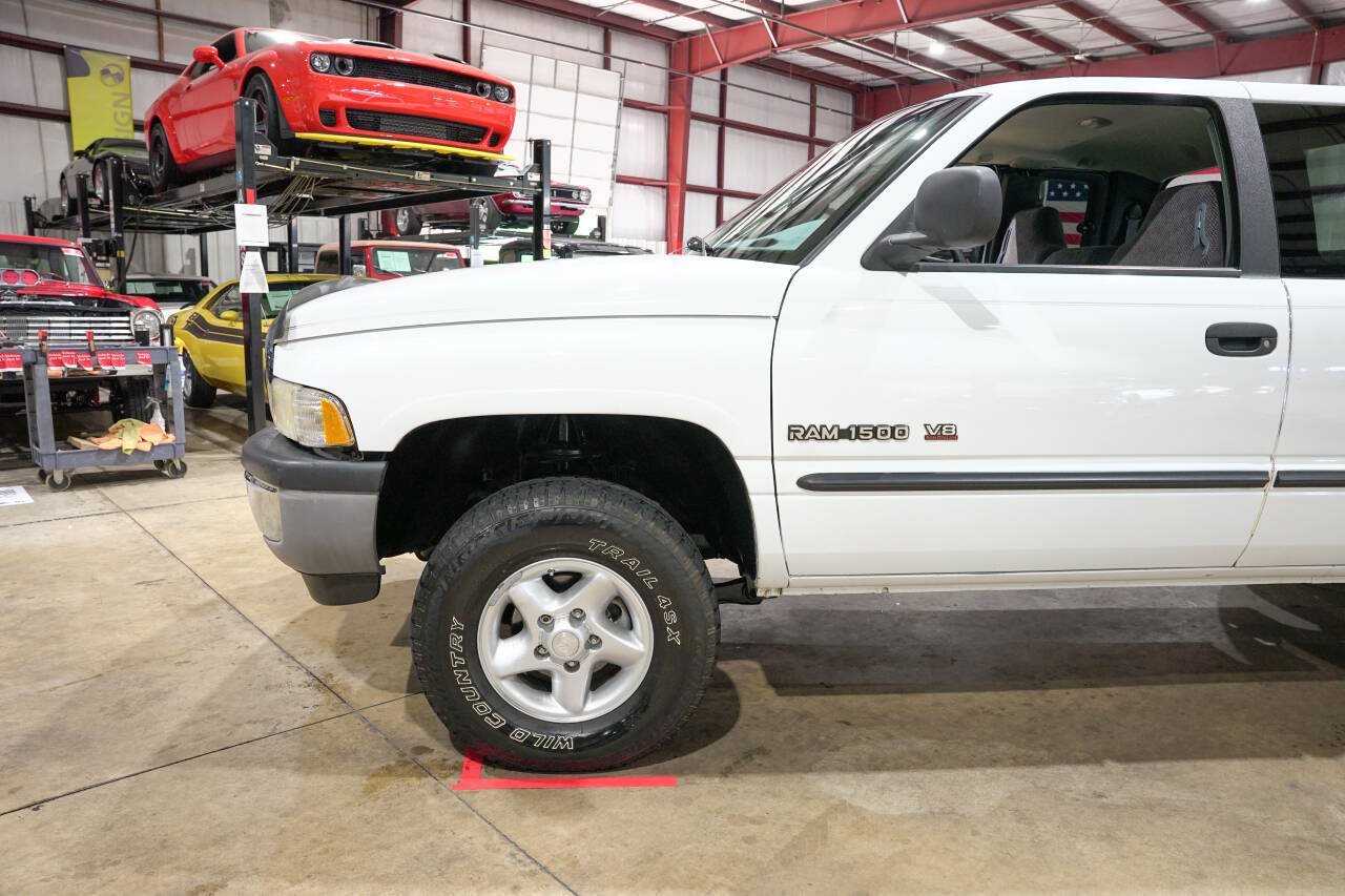 Used 1999 Dodge Ram 1500 Truck 4x4 Quad Cab image 3