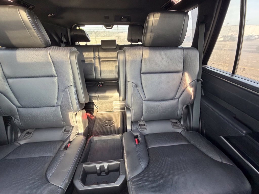 Used 2024 Toyota Sequoia Platinum AWD/4WD image 15