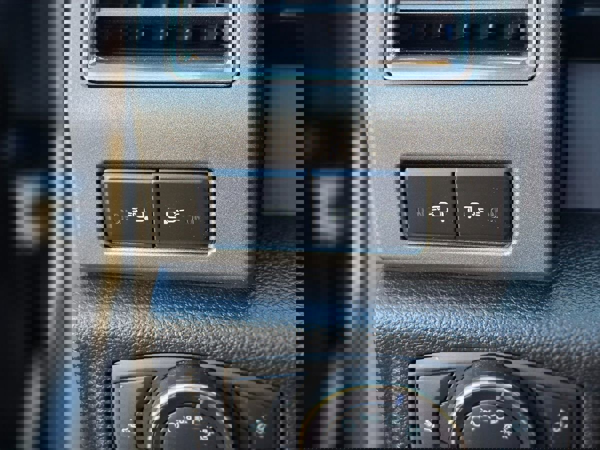 Used 2017 Ford F150 Raptor w/ Equipment Group 802A Luxury image 42