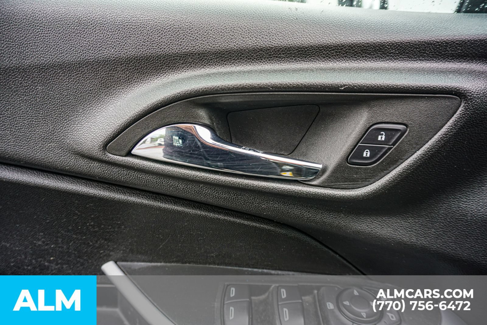 Used 2024 Chevrolet Trax LS FWD image 51