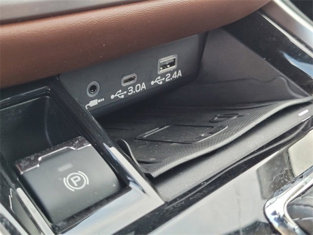 Used 2025 Subaru Outback Touring XT w/ Tech Package 2 image 23