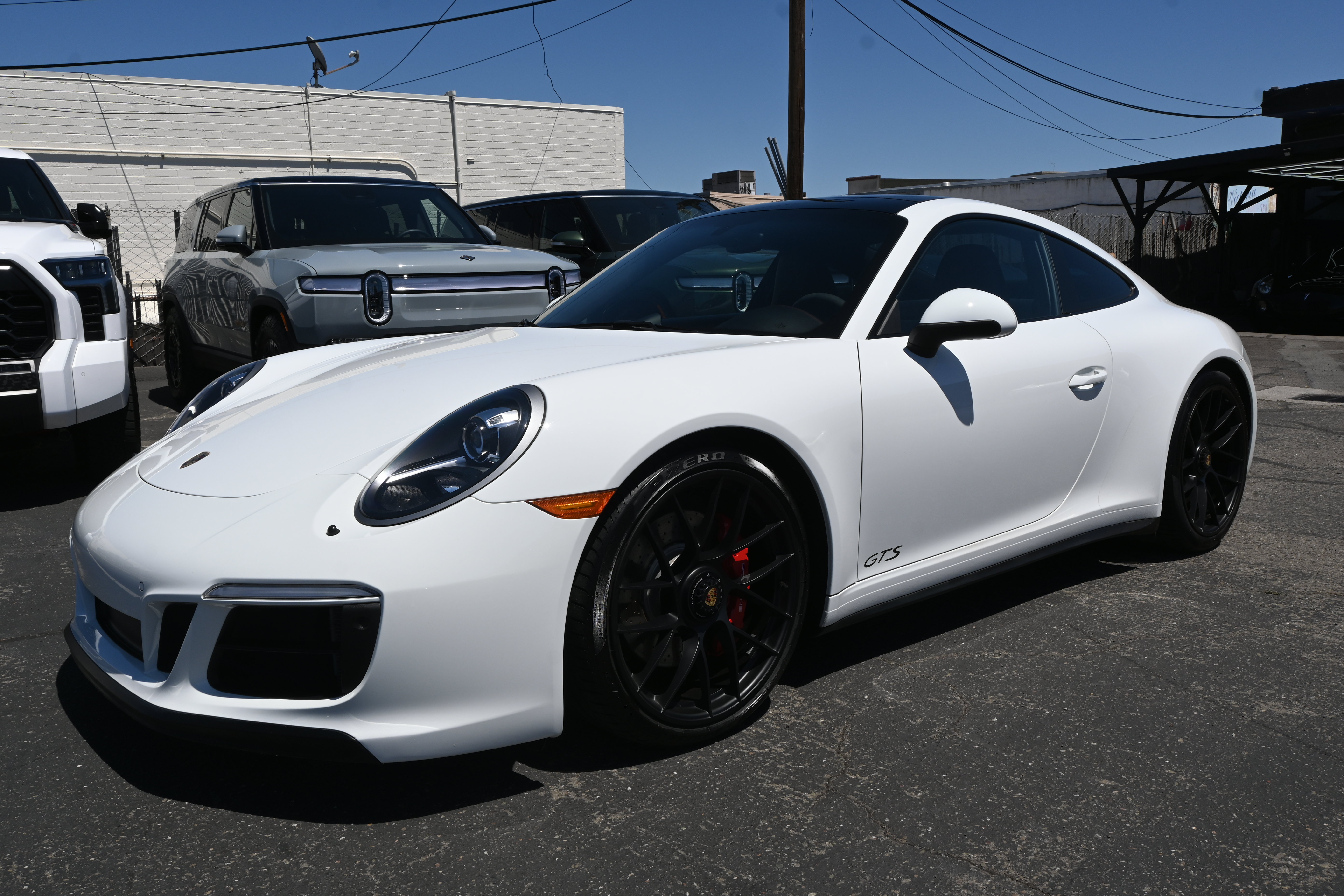 Used 2018 Porsche 911 GT3 RS image 2