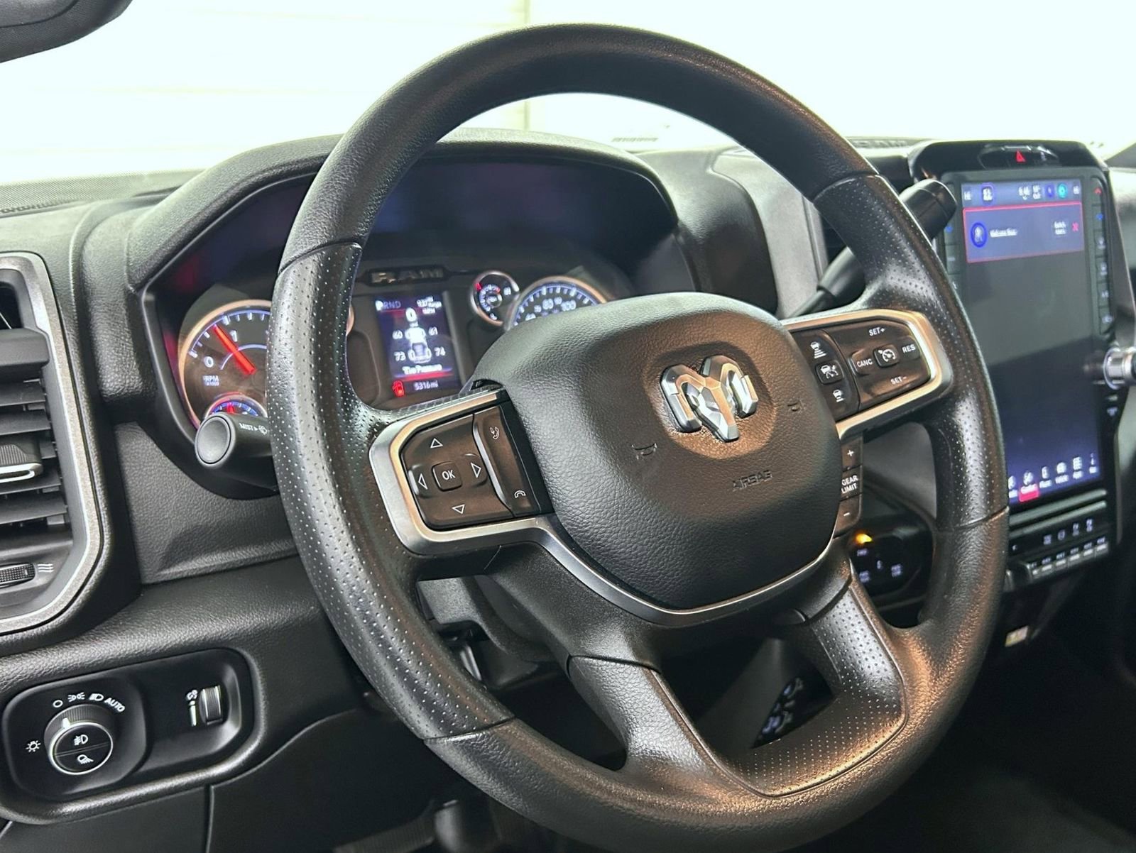 Used 2025 RAM 3500 Tradesman AWD/4WD image 11
