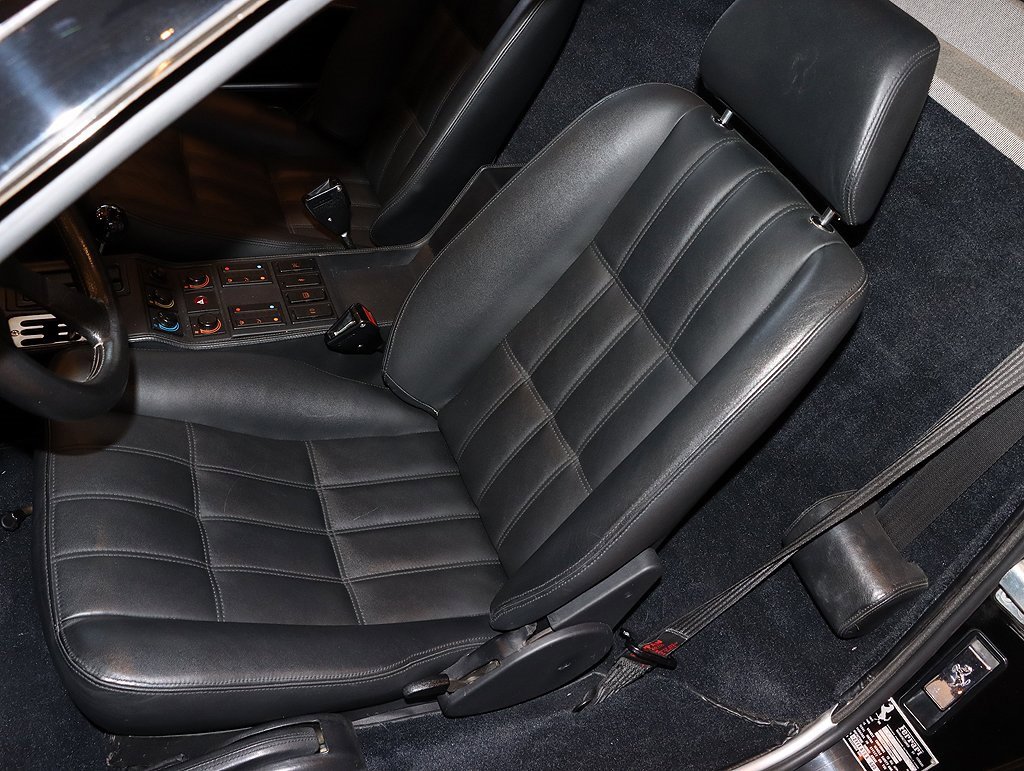 Used 1986 Ferrari 328 GTB image 5