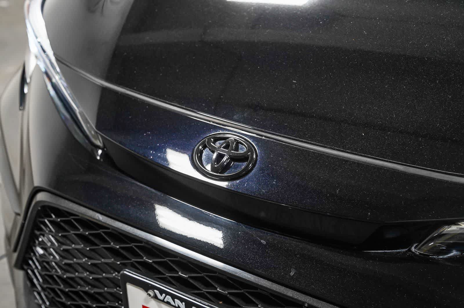Certified 2025 Toyota Corolla SE FWD image 8