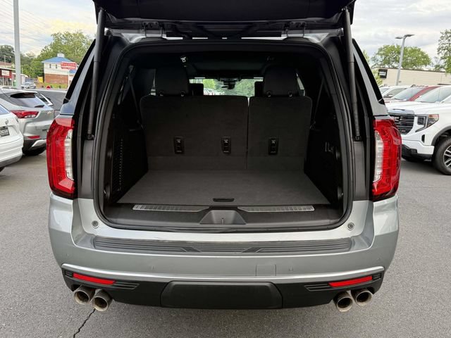 Used 2024 GMC Yukon XL Denali w/ Advanced Technology Package AWD/4WD image 12