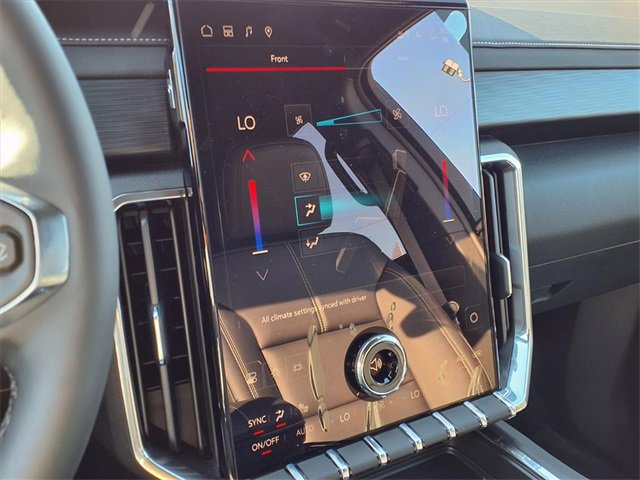 New 2026 GMC Acadia Elevation image 14
