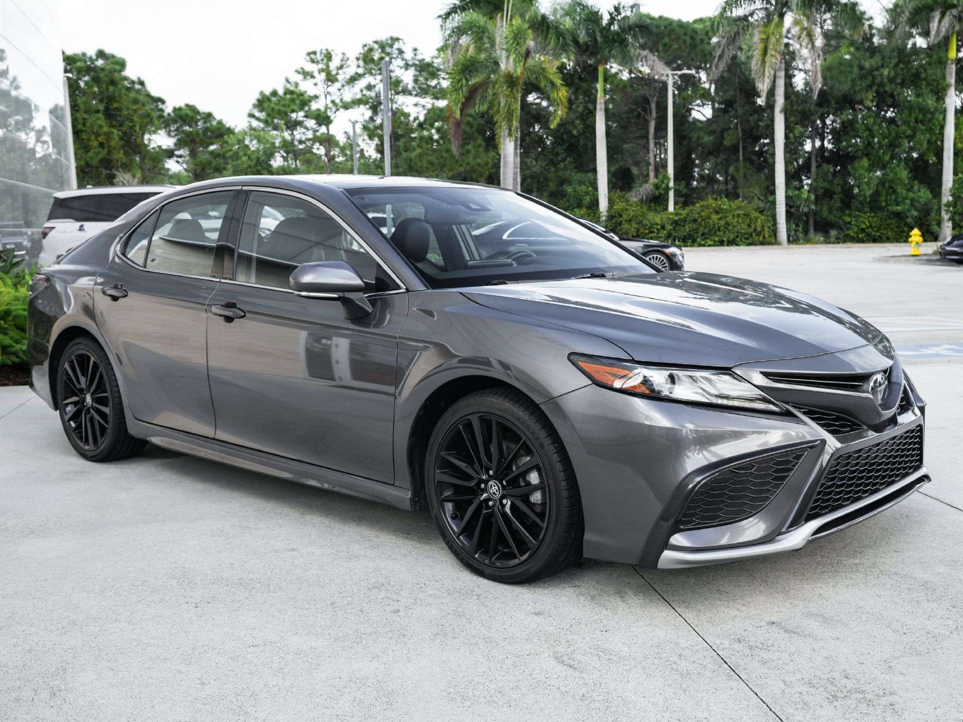 Used 2022 Toyota Camry XSE w/ Navigation Package FWD image 28