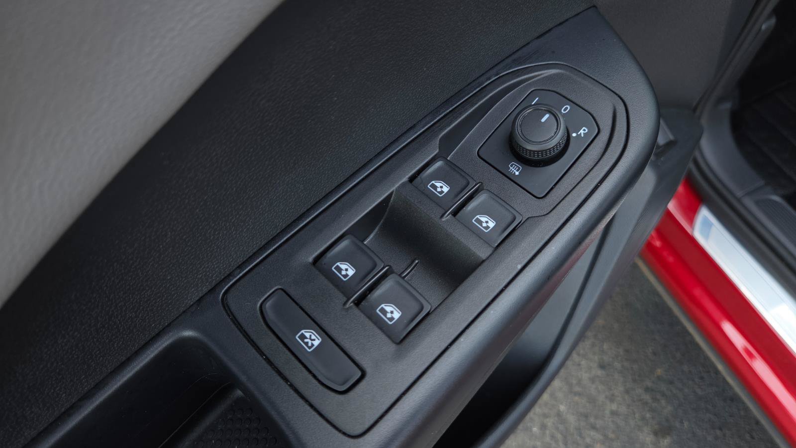 Certified 2024 Volkswagen Taos SE AWD/4WD image 19