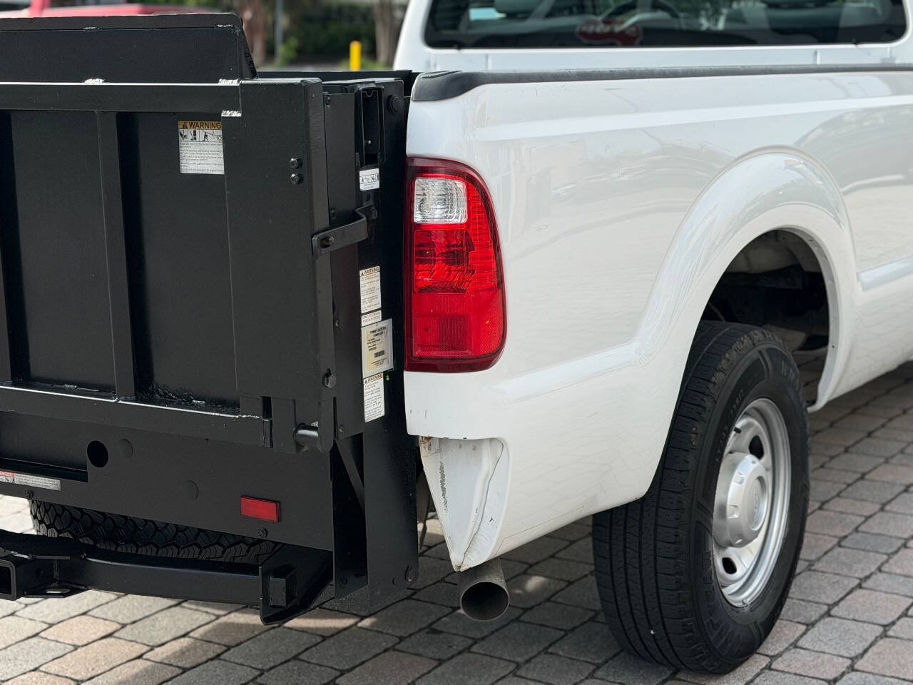 Used 2016 Ford F250 XL w/ Power Equipment Group RWD image 10
