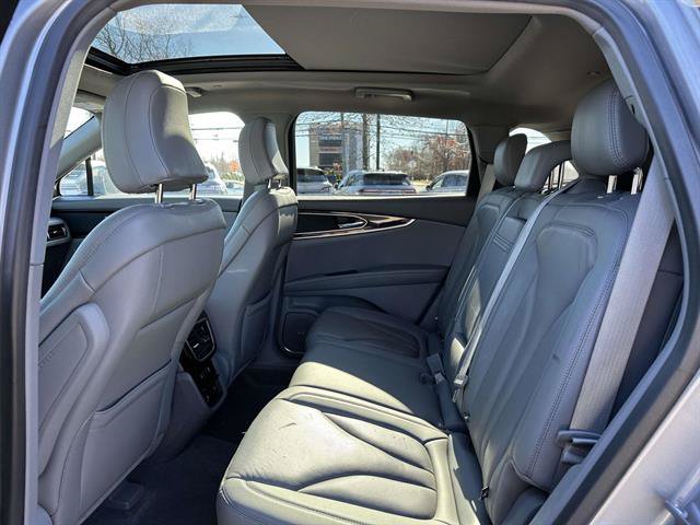 Used 2022 Lincoln Nautilus Reserve AWD/4WD image 30