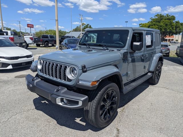 Used 2025 Jeep Wrangler Unlimited Sahara image 7