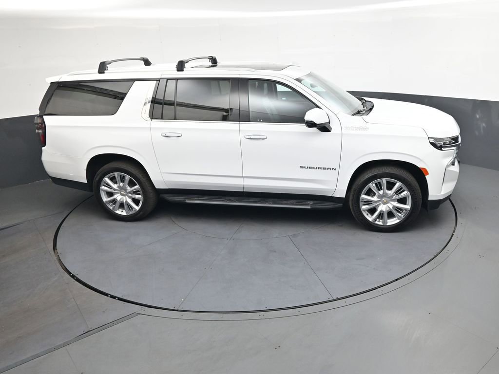 Used 2021 Chevrolet Suburban High Country image 31