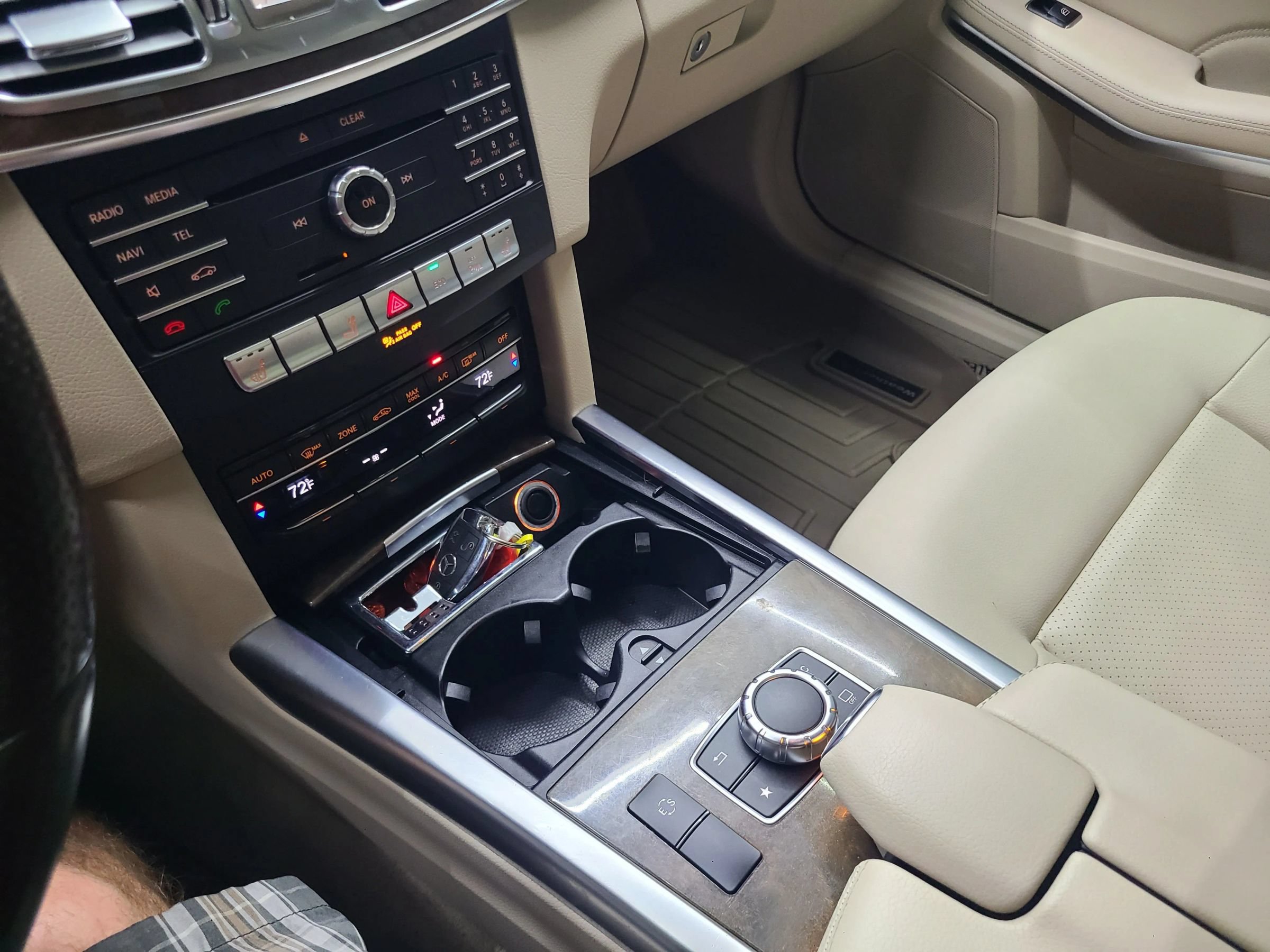 Used 2016 Mercedes-Benz E 350 4MATIC Wagon image 27