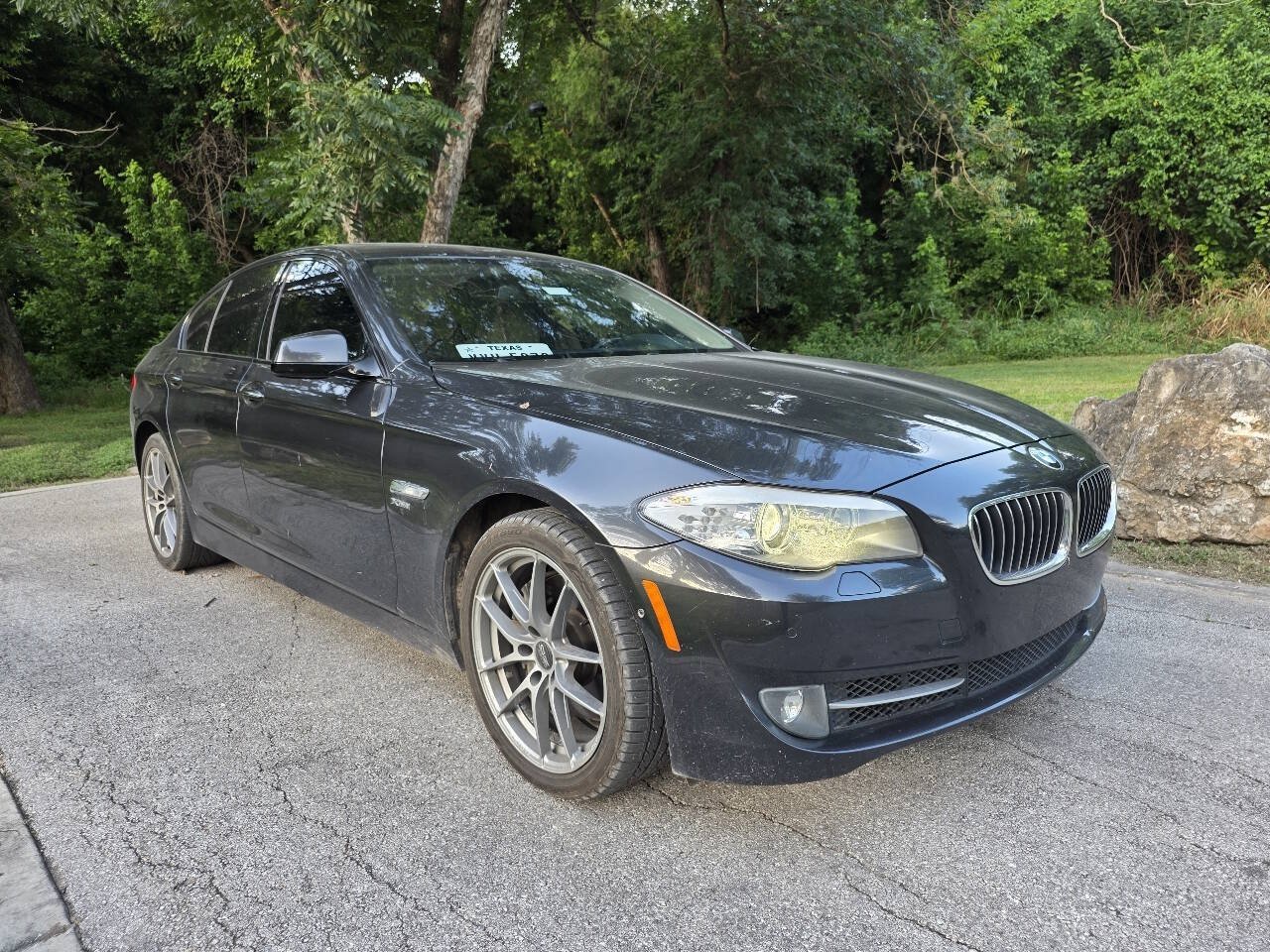 Used 2011 BMW 550i xDrive Sedan