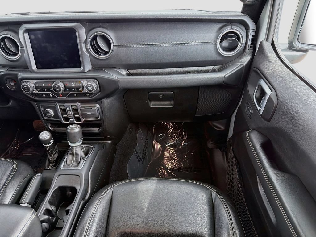 Used 2022 Jeep Gladiator Overland w/ Popular Equipment Package AWD/4WD image 17