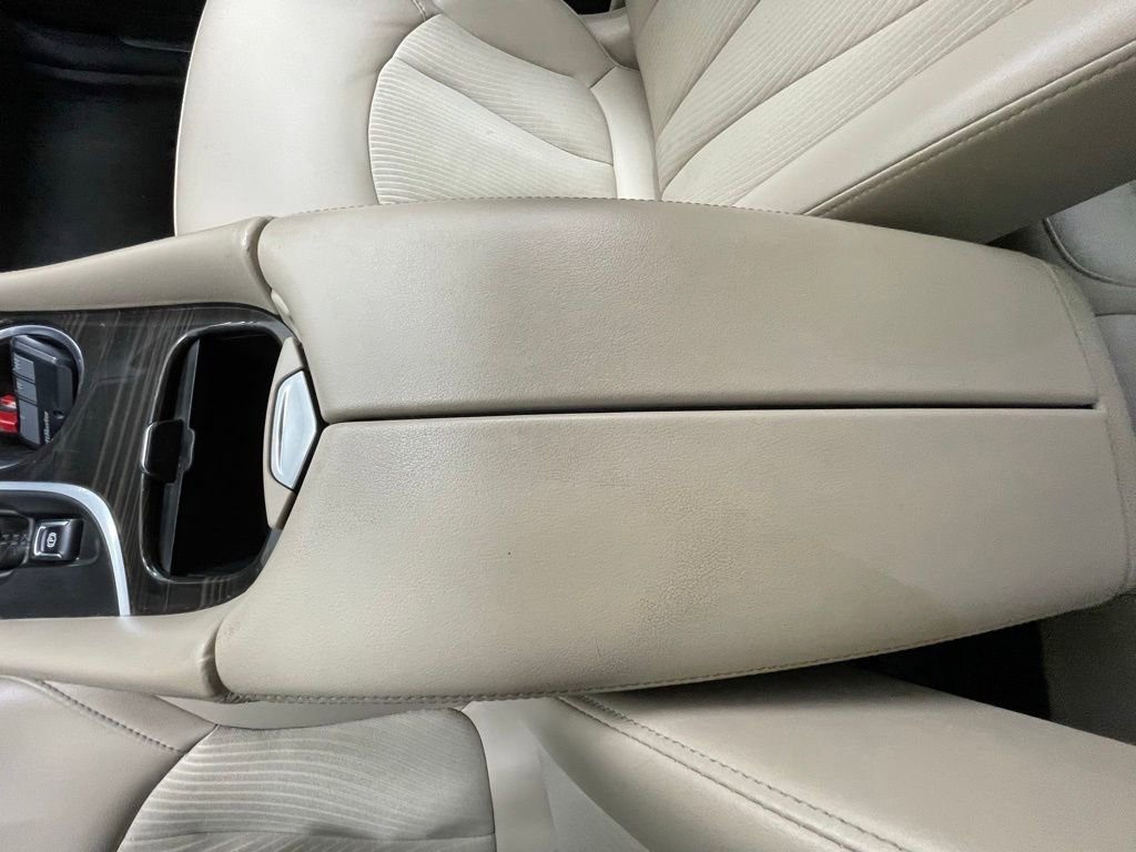 Used 2020 Buick Envision Preferred AWD/4WD image 18