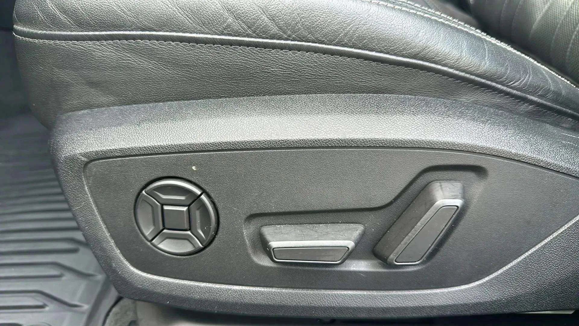 Used 2019 Audi A6 3.0T Premium Plus image 13