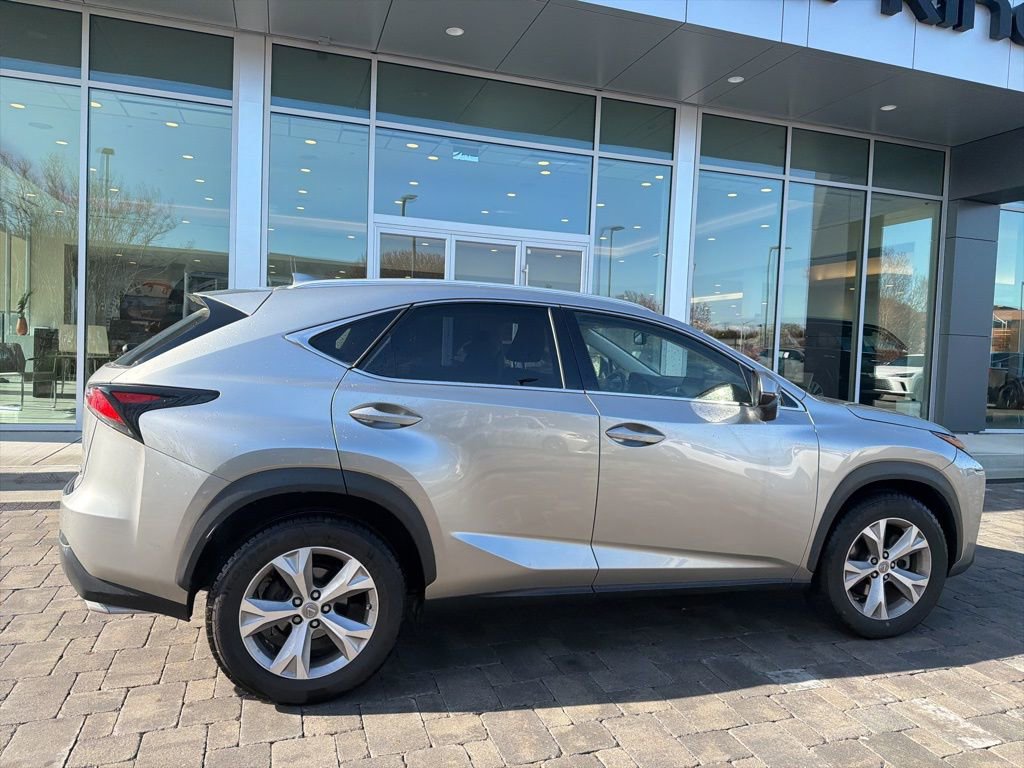 Used 2017 Lexus NX 200t FWD w/ Premium Package image 11
