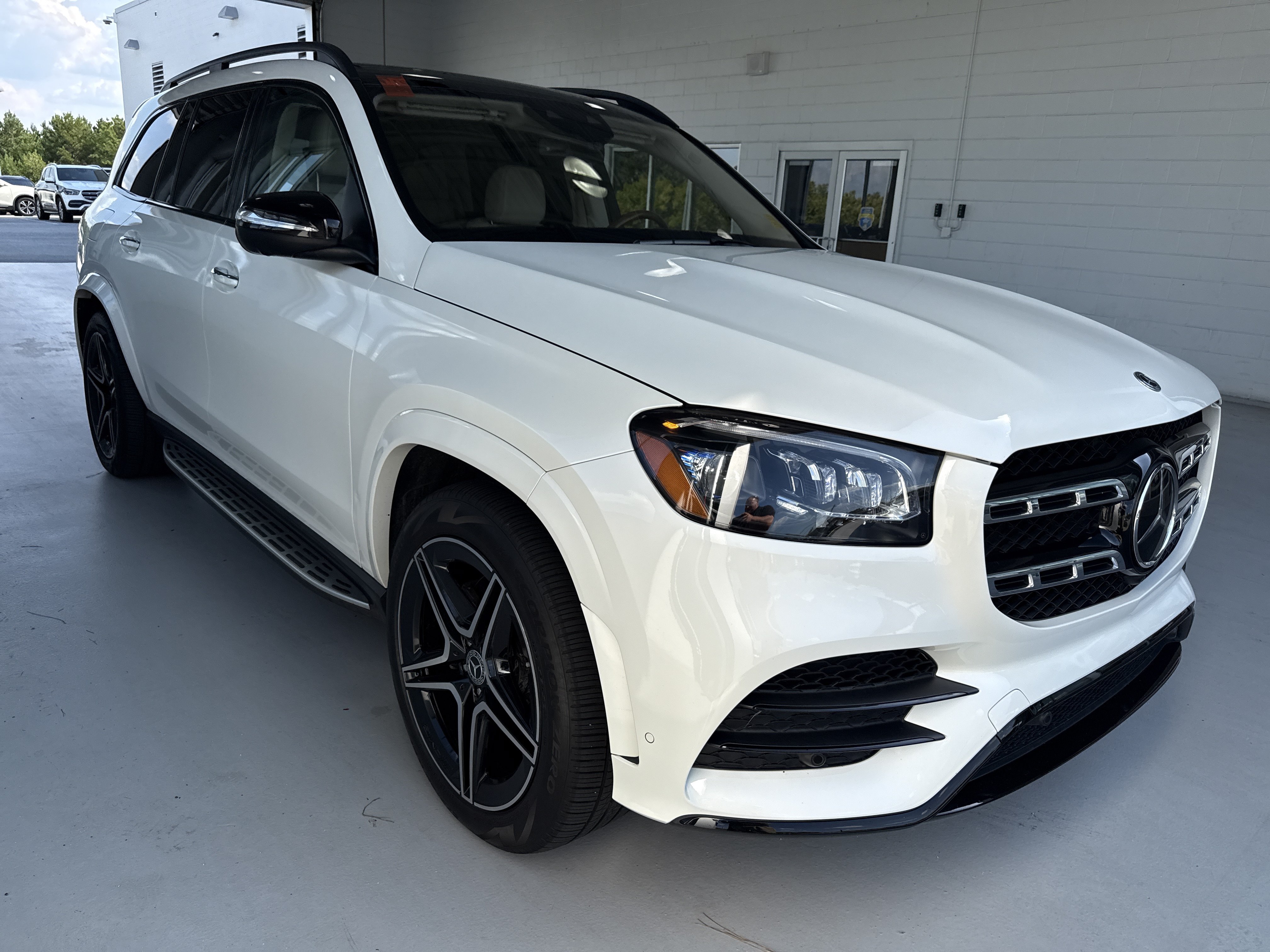 Certified 2022 Mercedes-Benz GLS 450 4MATIC image 7