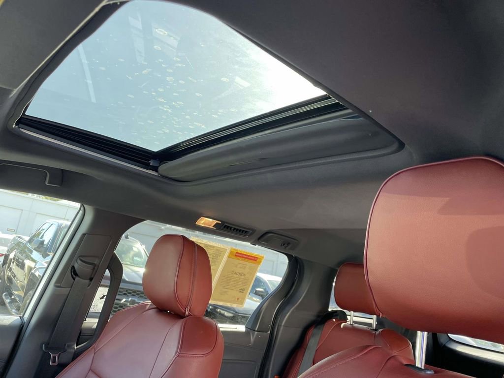 Used 2023 Toyota Sienna XSE w/ XSE Plus Package image 31