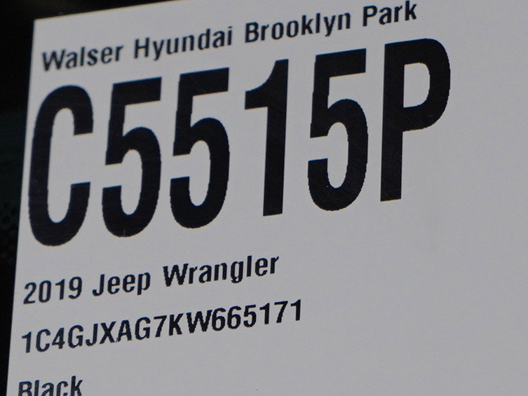 Used 2019 Jeep Wrangler Sport AWD/4WD image 28