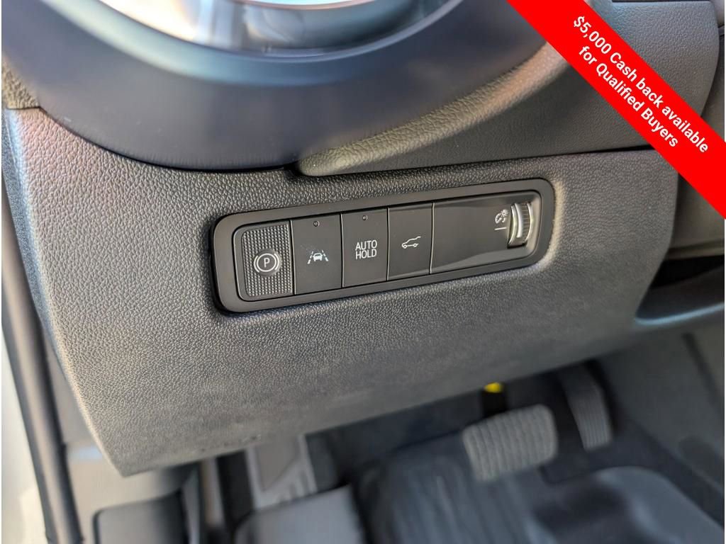 New 2026 Chevrolet Equinox EV LT AWD/4WD image 17
