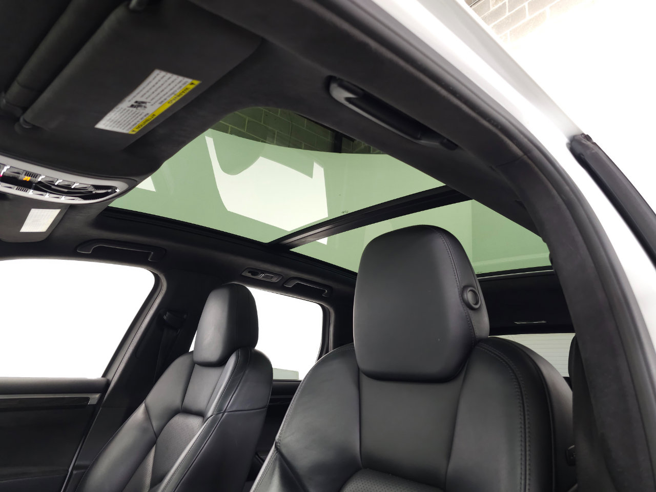 Used 2016 Porsche Cayenne GTS w/ Premium Package Plus image 17