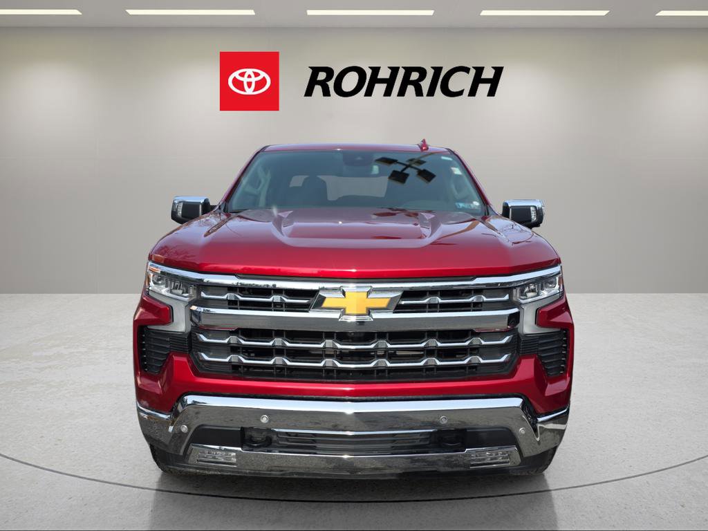 Used 2025 Chevrolet Silverado 1500 LTZ w/ LTZ Premium Package image 2