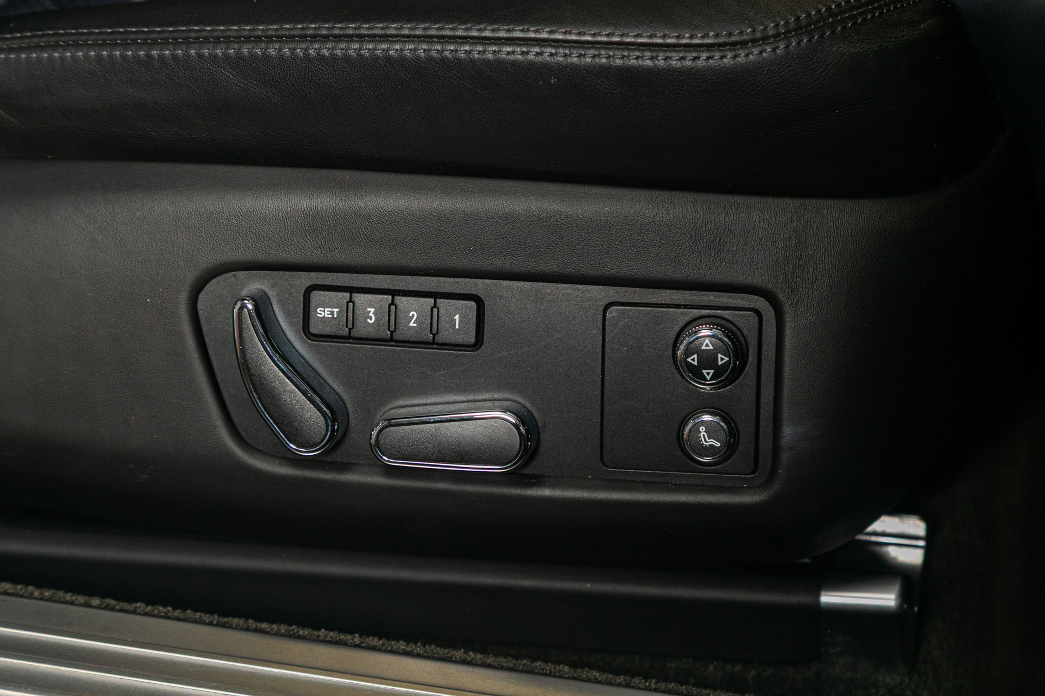 Used 2016 Bentley Continental GT V8 S image 28