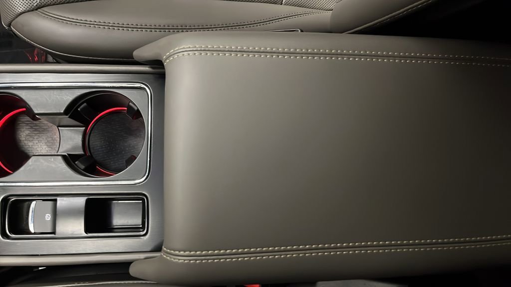 Used 2024 Lincoln Corsair Grand Touring w/ Equipment Group 301A image 20