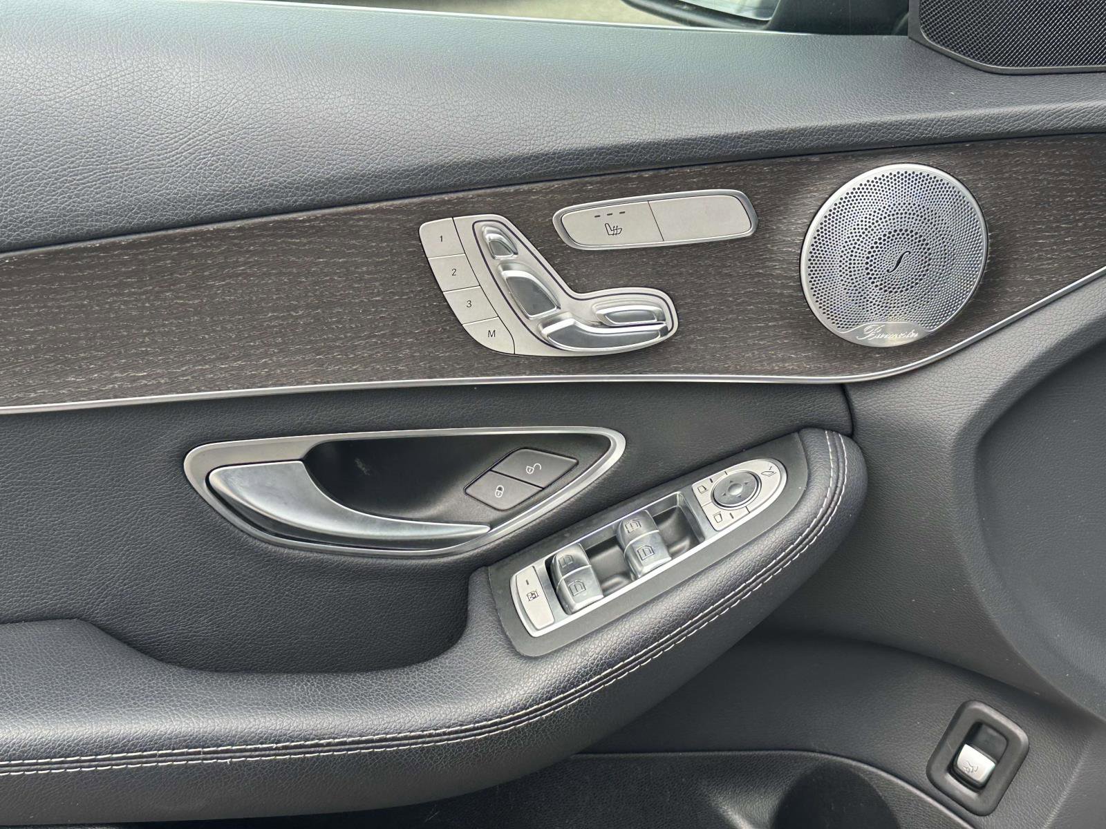 Used 2019 Mercedes-Benz C 300 4MATIC Sedan w/ Premium Package image 14