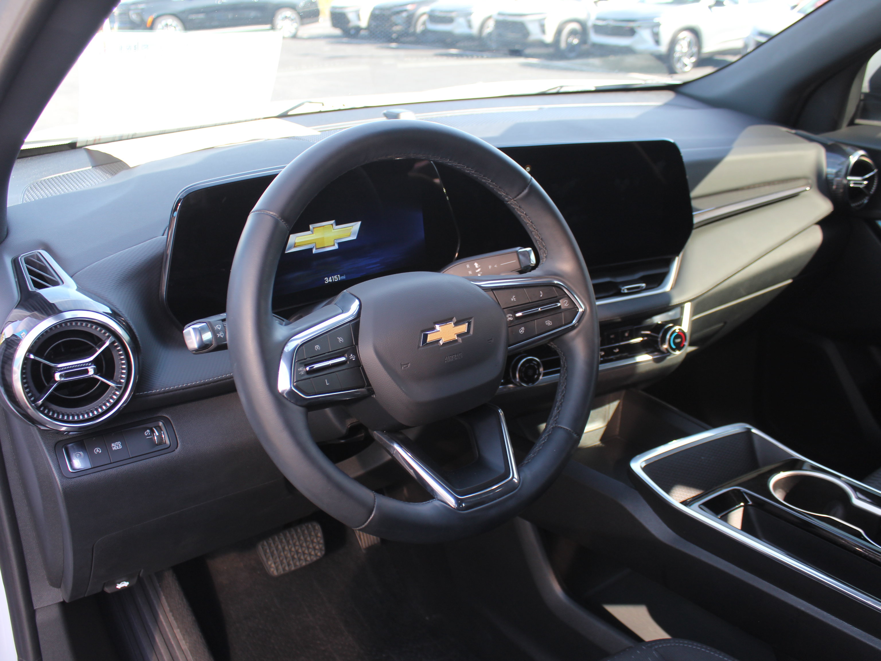 Certified 2025 Chevrolet Equinox LT FWD image 14