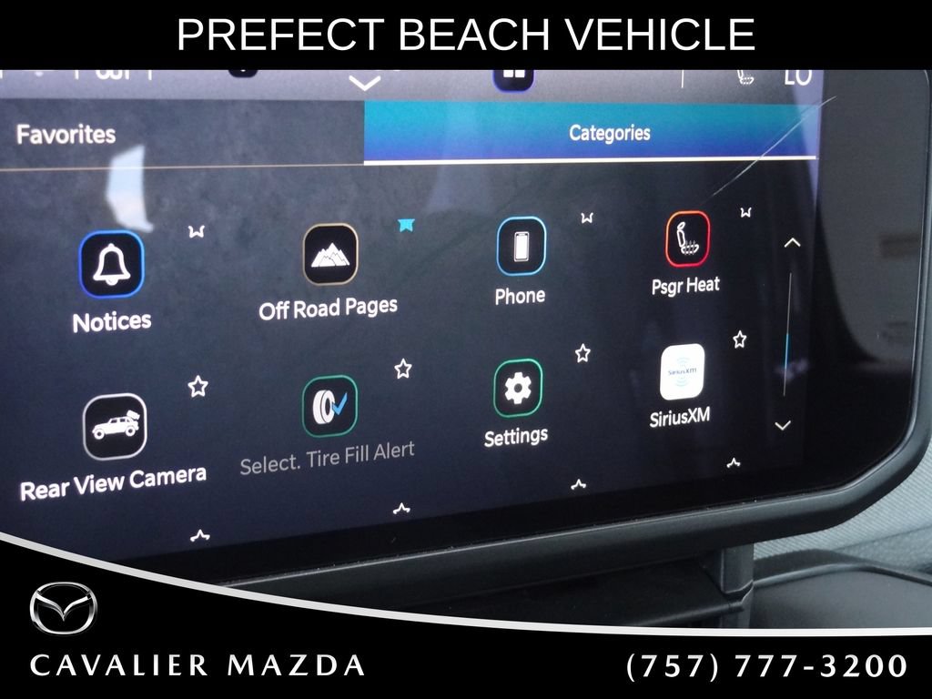 Used 2025 Jeep Wrangler Unlimited Sahara AWD/4WD image 23