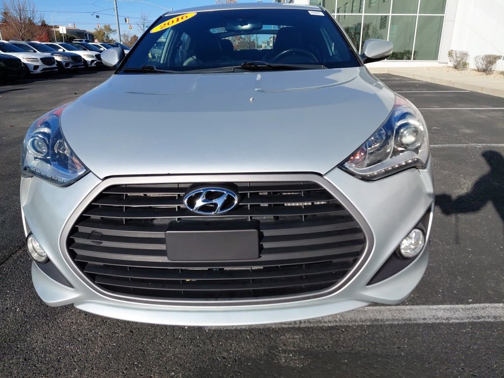 Used 2016 Hyundai Veloster Turbo image 3