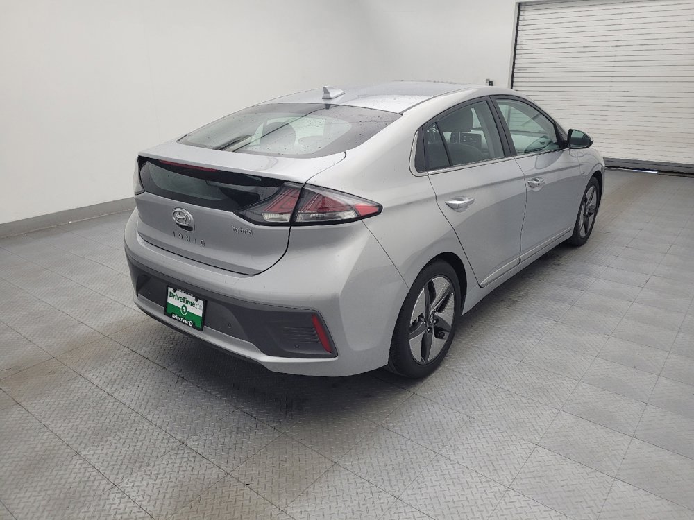 Used 2020 Hyundai Ioniq Limited FWD image 9