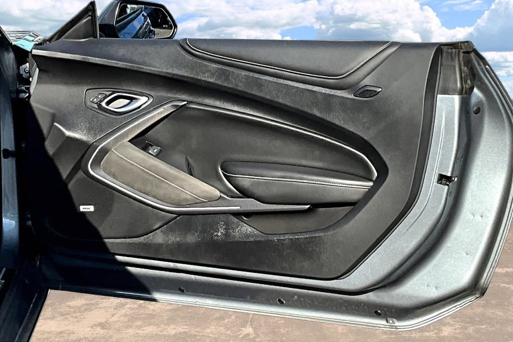 Used 2020 Chevrolet Camaro SS RWD image 25