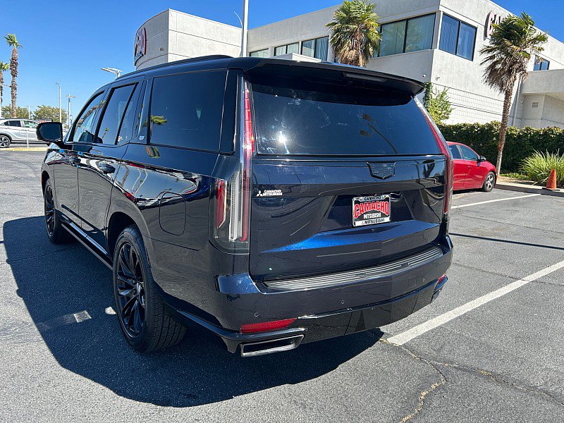 Used 2021 Cadillac Escalade Sport w/ Driver Assist Tech Package AWD/4WD image 5