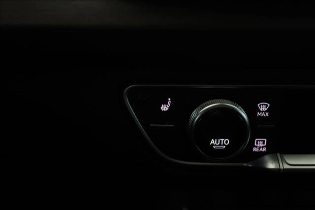 Used 2021 Audi Q5 2.0T Premium Plus w/ Premium Plus Package AWD/4WD image 16