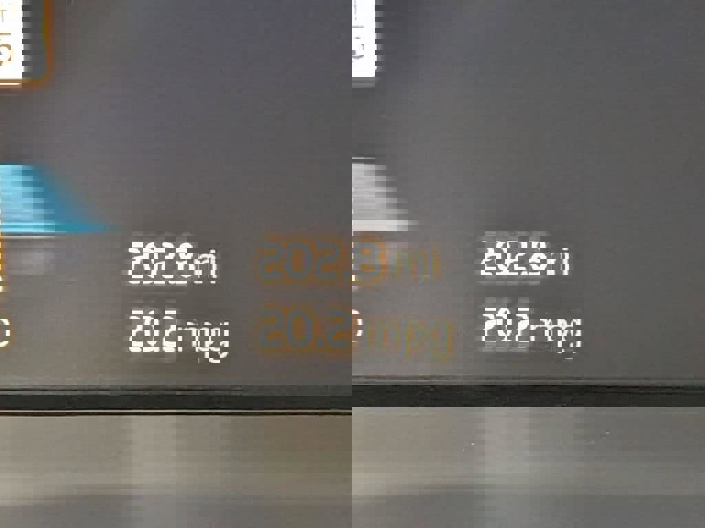 New 2024 Volvo XC60 T8 Plus w/ Protection Package Premier image 39