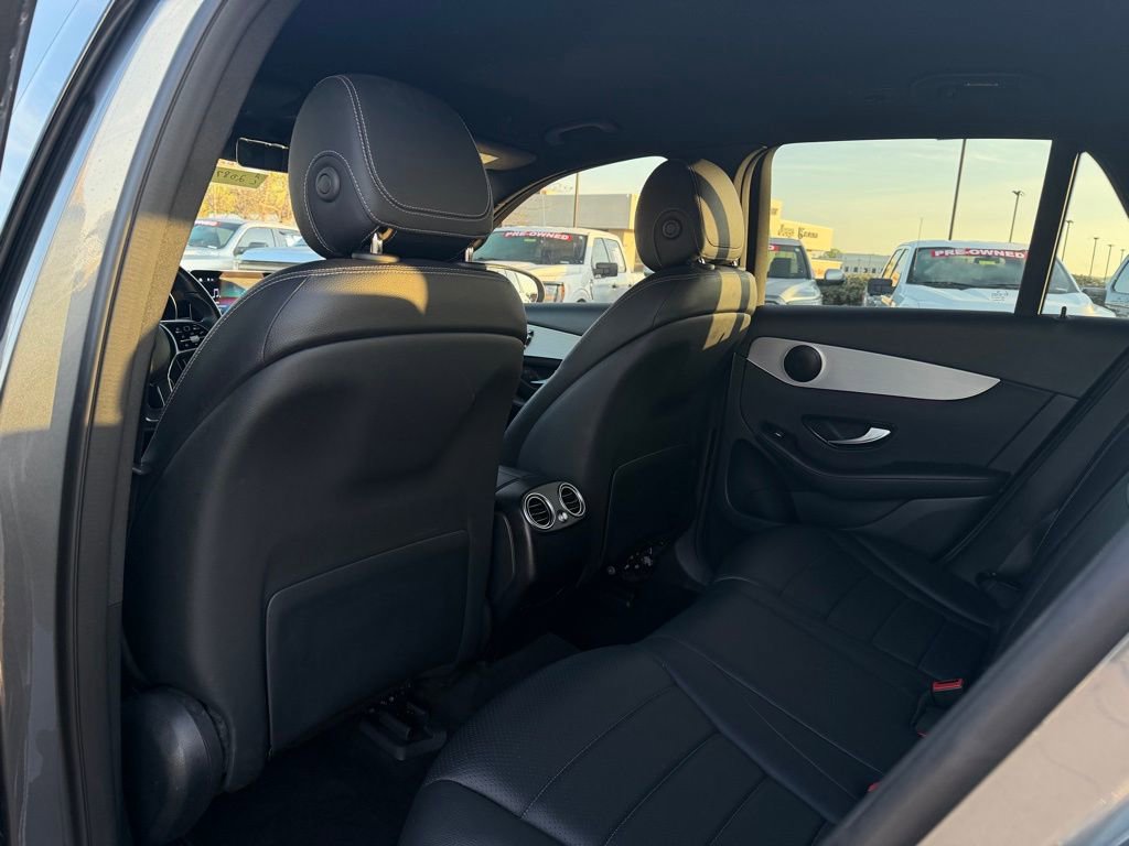 Used 2022 Mercedes-Benz GLC 300 w/ Premium Package Lite image 24