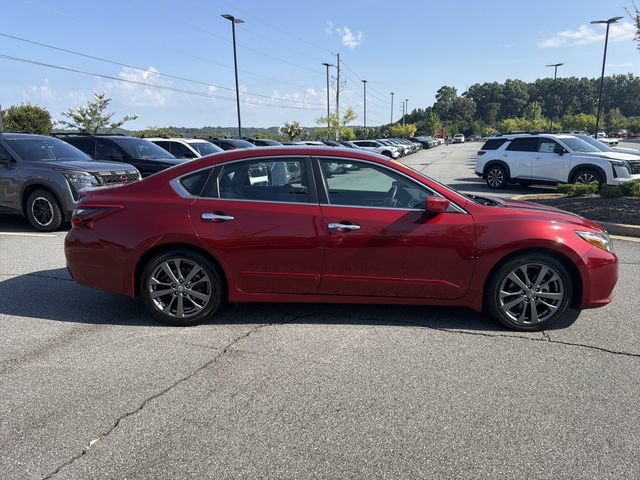 Used 2018 Nissan Altima 2.5 SR w/ SR Special Edition FWD image 2