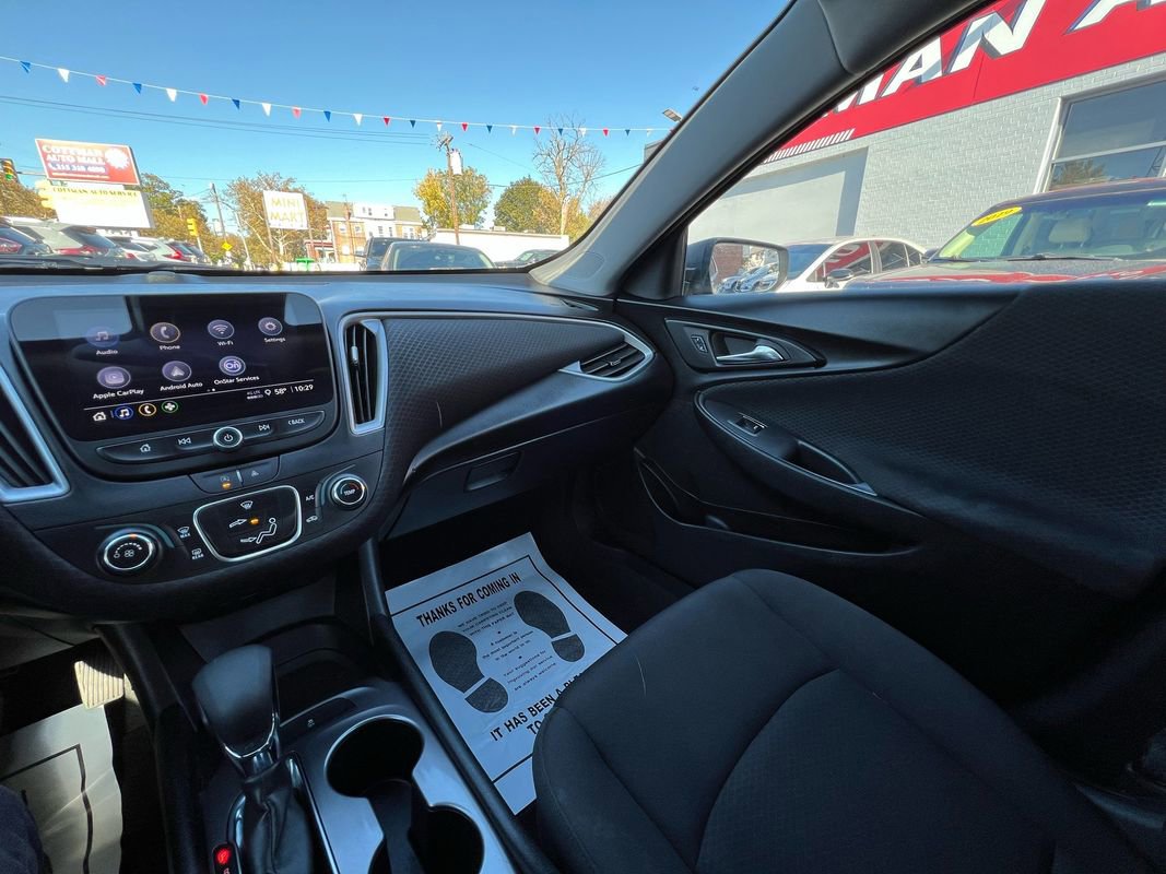 Used 2023 Chevrolet Malibu LS FWD image 21