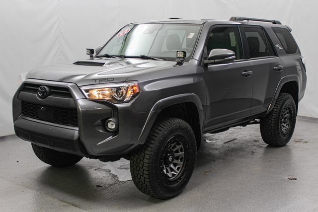 Used 2022 Toyota 4Runner TRD Off-Road Premium AWD/4WD image 6