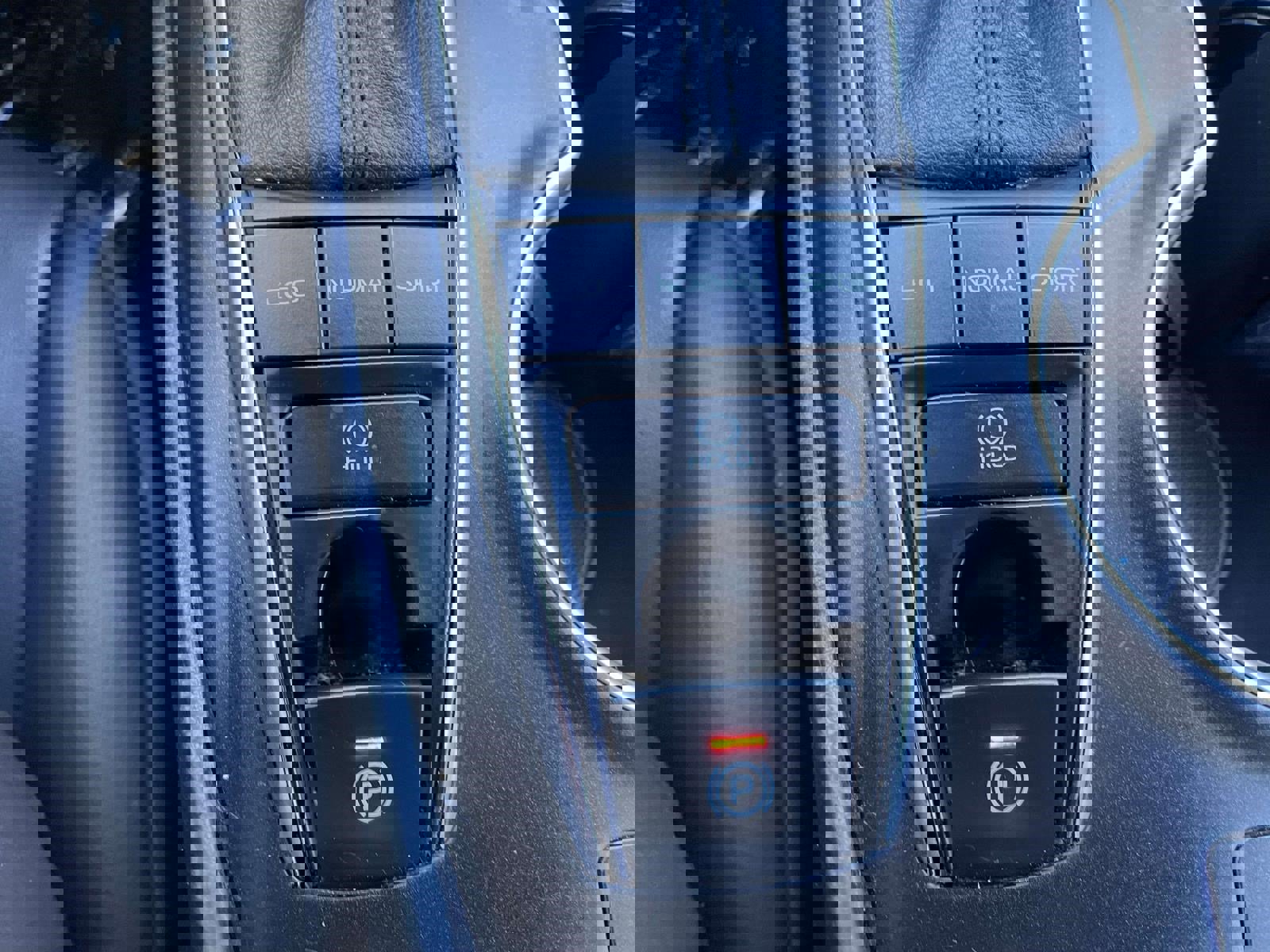 Used 2021 Toyota Camry XLE image 36