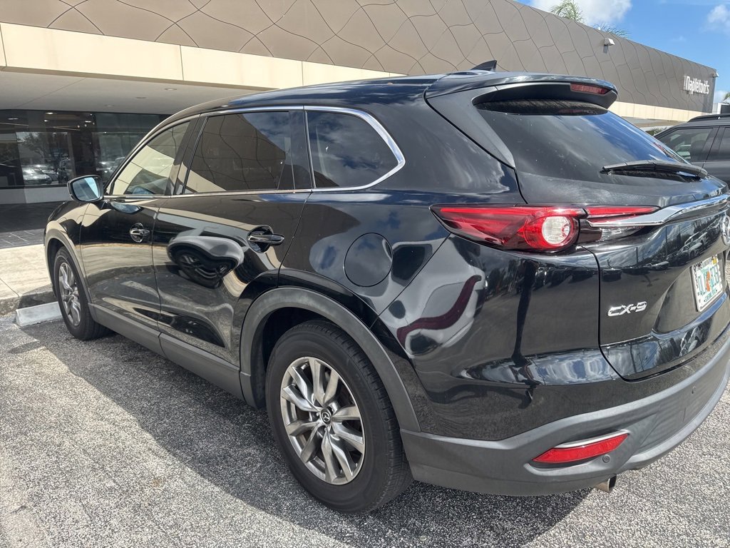 Used 2018 MAZDA CX-9 Touring w/ Touring Premium Package image 2
