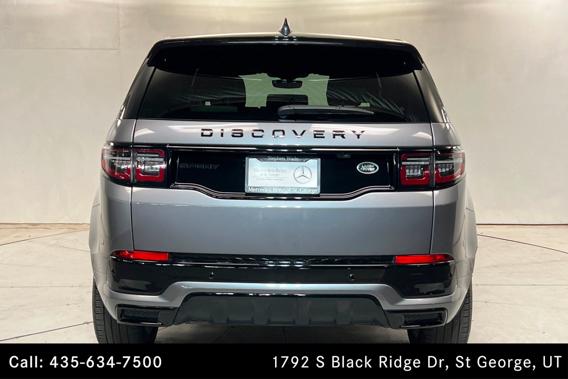 Used 2022 Land Rover Discovery Sport SE R-Dynamic AWD/4WD image 4