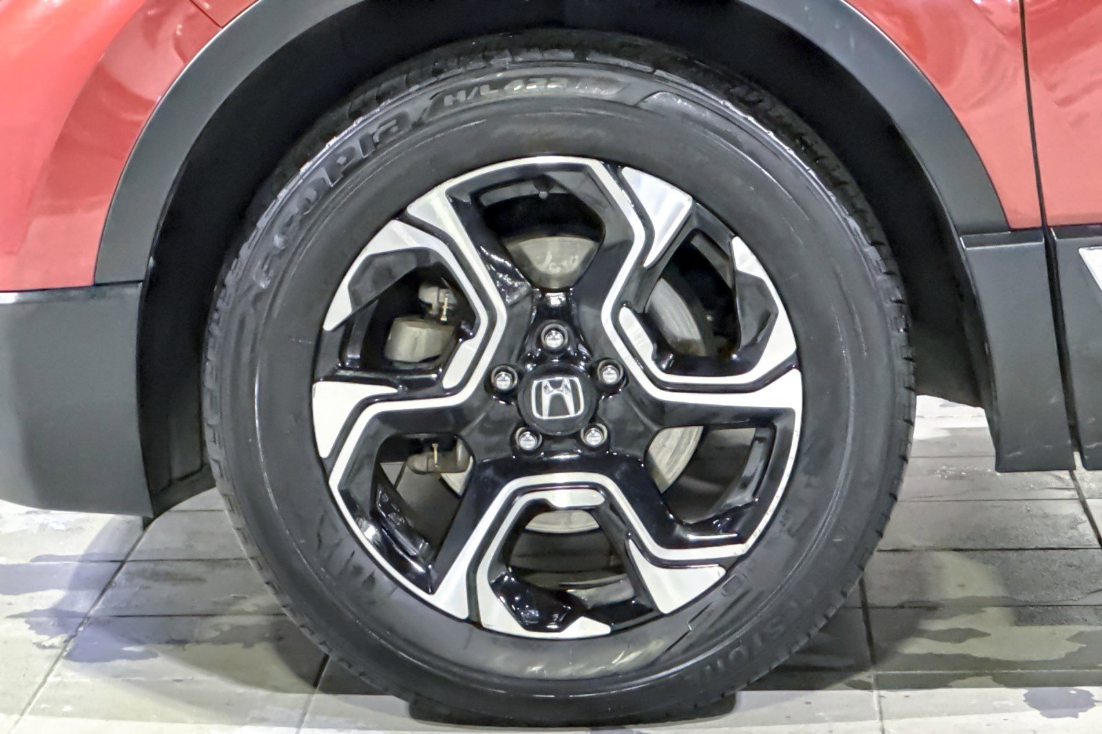 Used 2018 Honda CR-V Touring image 11